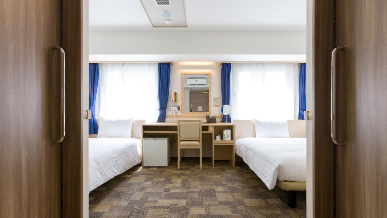 Toyoko Inn Matsudo Eki Higashi Guchi Esterno foto