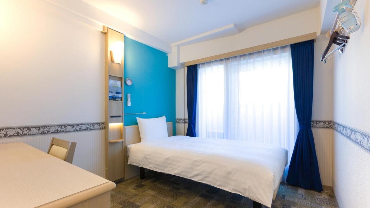 Toyoko Inn Matsudo Eki Higashi Guchi Esterno foto